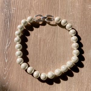 Faux large pearl necklace